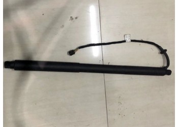 保時捷帕拉梅拉971尾蓋撐桿 油箱 三元催化 剎車盤 活塞