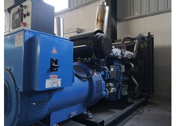 出售二手三百千瓦柴油發(fā)電機(jī)組 供應(yīng)機(jī)器