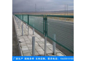 公路道路防眩網是金屬篩網中的一個品種，金屬網防拋網金屬擴張網
