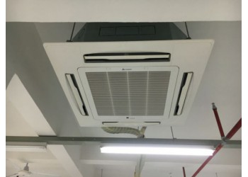 立室空調(diào)維修拆裝移機(jī)電話(huà)