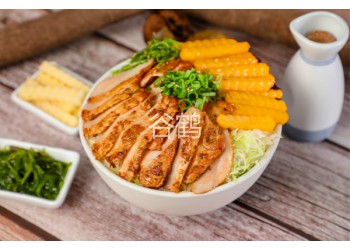 谷鶴雞排飯開店成本高嗎？經營簡單客流大