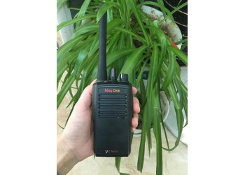 摩托羅拉VZ-D263數(shù)字對(duì)講機(jī) 濰坊小區(qū)對(duì)講機(jī)