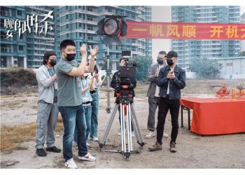 電影《鸚鵡殺》個(gè)人怎么投資？什么時(shí)候拍攝完畢？多久上映？