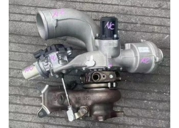 奧迪Q5L 2.0增壓器 節(jié)溫器 節(jié)氣門 發(fā)電機(jī)