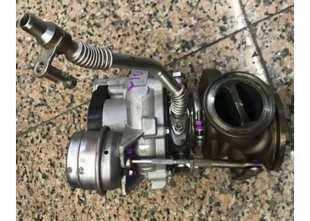 寶馬F10右渦輪增壓器 油底殼 機(jī)油泵 機(jī)腳膠