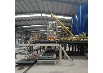 復(fù)合擠塑板機器-創(chuàng)新建材設(shè)備復(fù)合擠塑板生產(chǎn)線可定制
