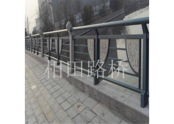 碳鋼橋梁防護(hù)欄 道路交通防撞 q345河道鍍鋅護(hù)欄 來圖定制