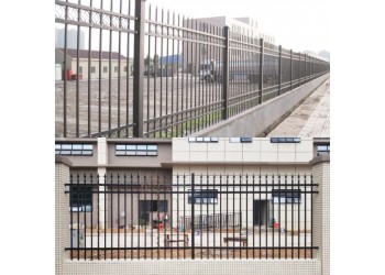 別墅庭院鐵藝護欄 商品房小區(qū)防爬隔離柵欄定制廠家