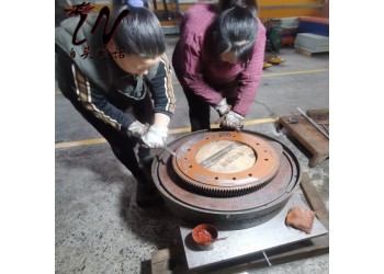 車床刮研鏟刮鏟花、車床維修精度恢復修理